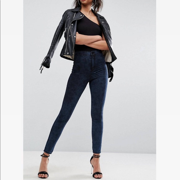ASOS High Waisted Mottled Wash Jeans - Picture 3 of 8